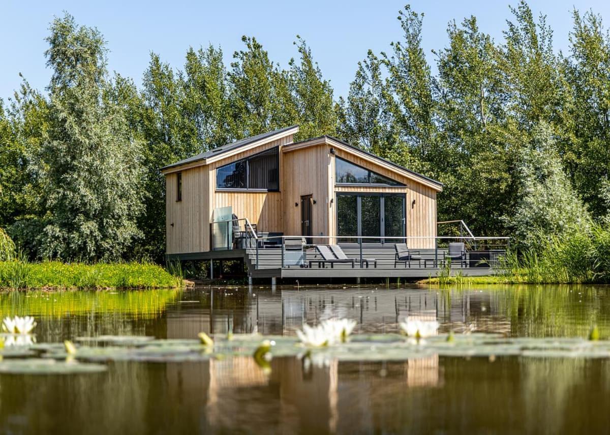Woad Mill Lakeside Lodges Boston Extérieur photo