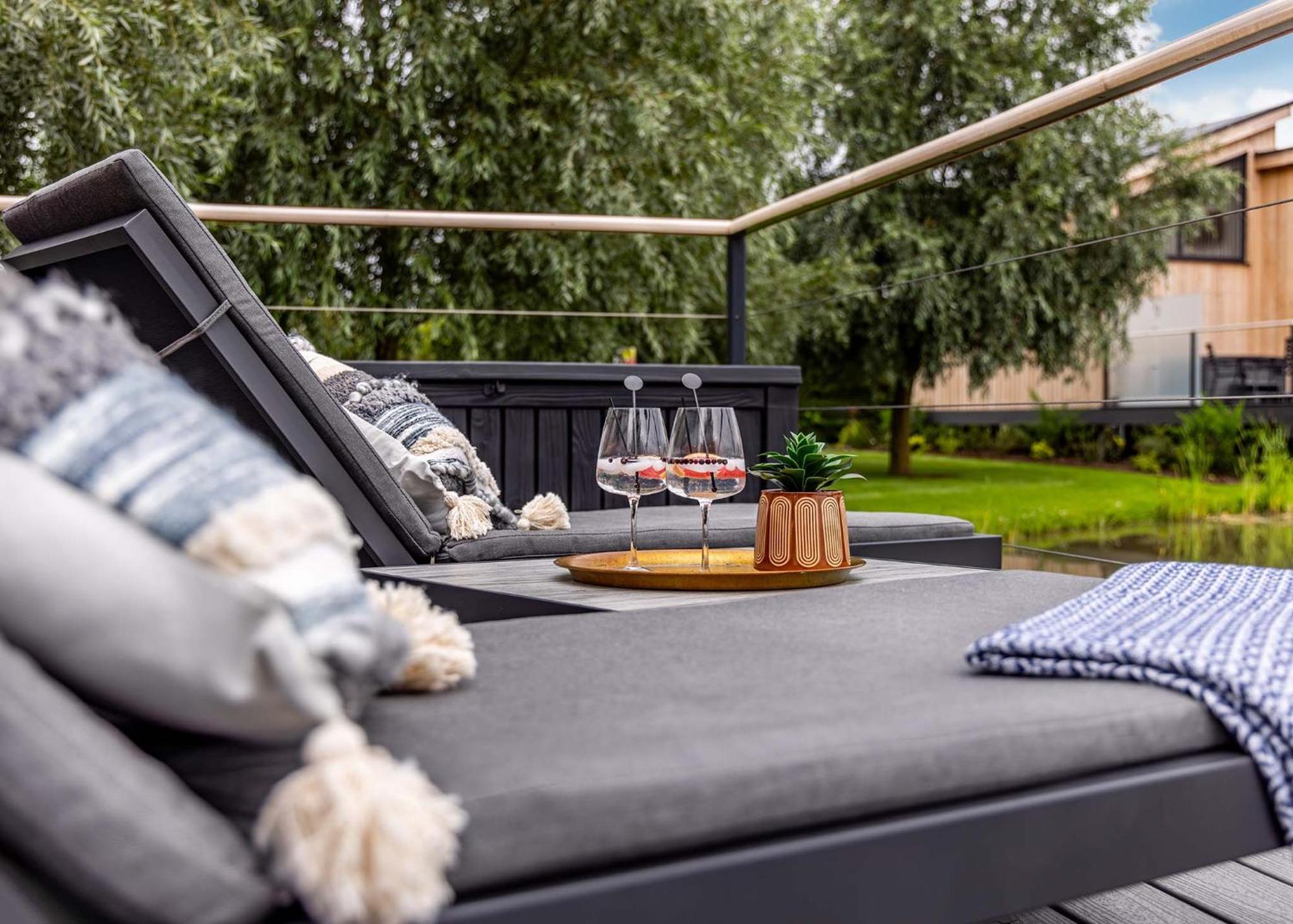 Woad Mill Lakeside Lodges Boston Extérieur photo